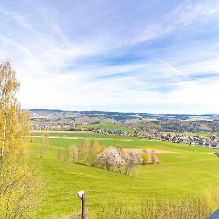 Apartment Bergwiese I Balkon I Aufzug I Stellplatz Шварценберг Екстериор снимка