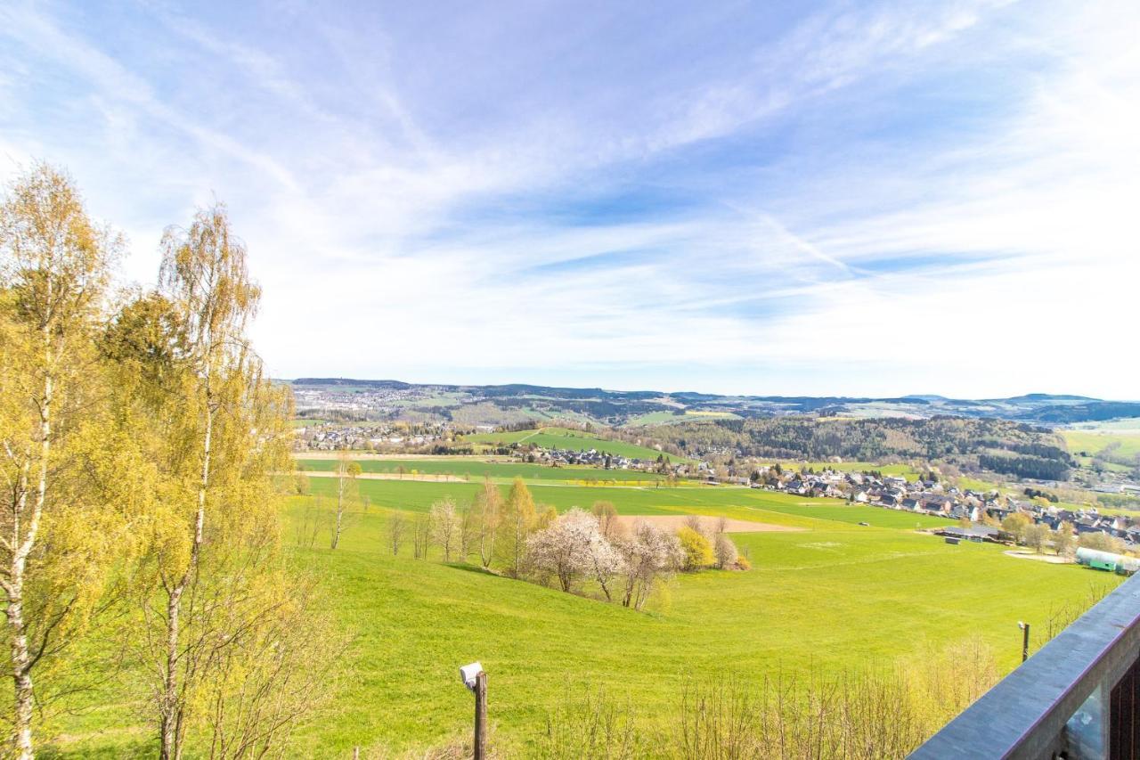 Apartment Bergwiese I Balkon I Aufzug I Stellplatz Шварценберг Екстериор снимка